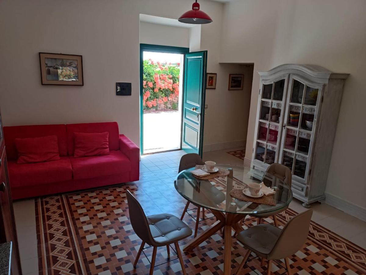 Villa Casa Guascari à Castelsardo Extérieur photo